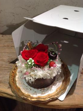 母の日のギフトにカラフルなフラワーケーキはいかがですか(^_−)−☆｜「本郷台花う」　（神奈川県横浜市栄区の花キューピット加盟店 花屋）のブログ